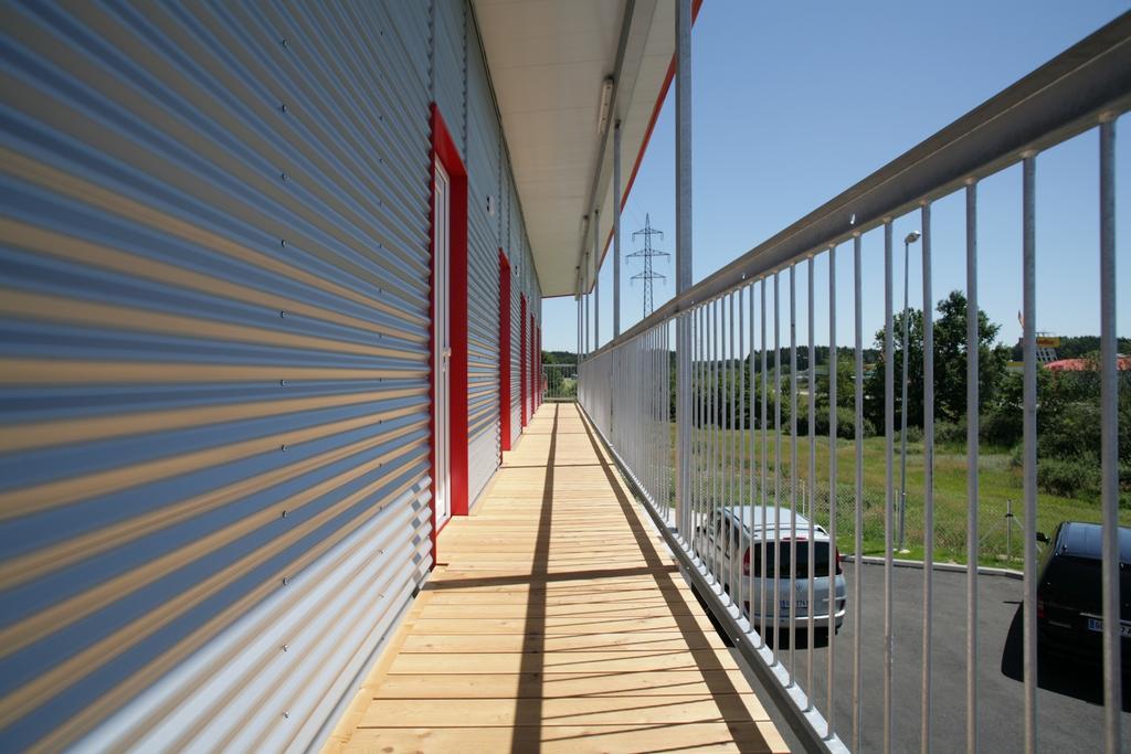Fairsleep Avia Motel Gmuend 外观 照片